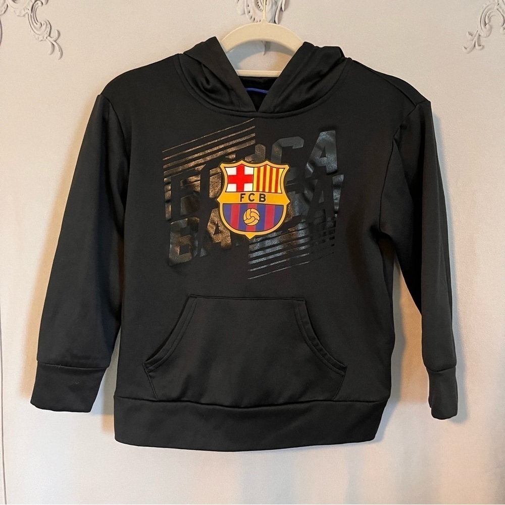 FCB Barcelona Badge Youth Hoodie black kangaroo-style pocket youth small